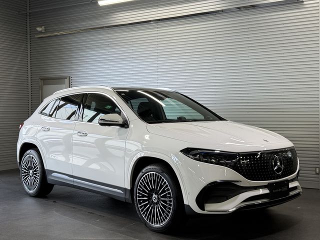 MERCEDES BENZ EQA