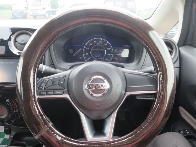 NOTE 4WD