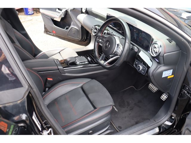 MERCEDES BENZ CLA Shooting Brake