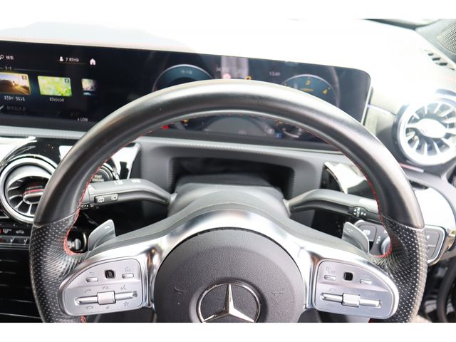 MERCEDES BENZ CLA Shooting Brake