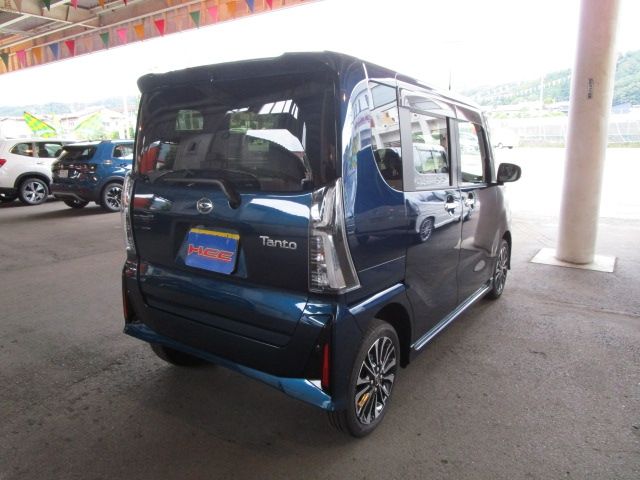 TANTO CUSTOM 4WD