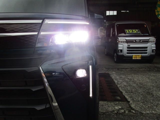 TANTO CUSTOM 4WD
