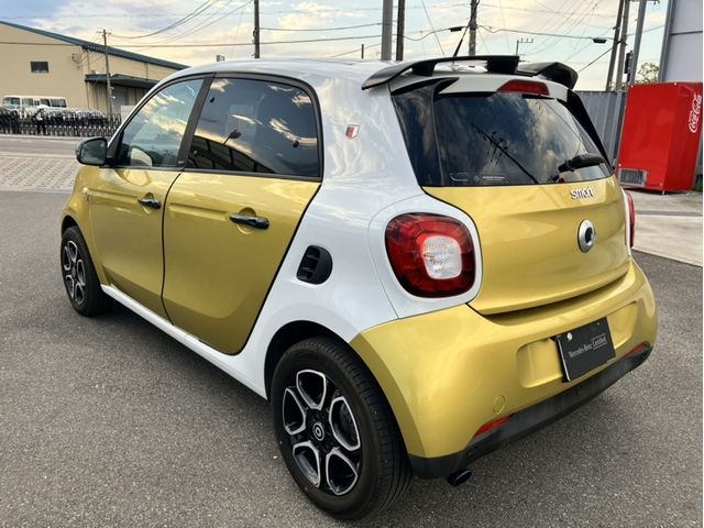 SMART FORFOUR