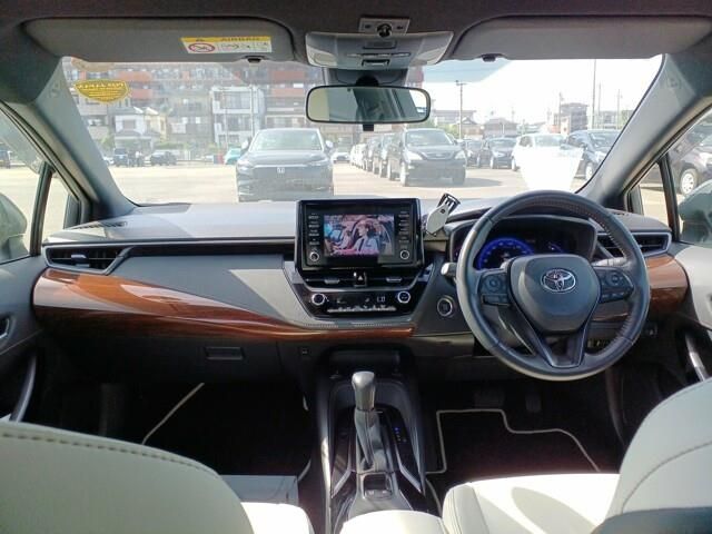 COROLLA sedan