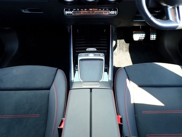 MERCEDES BENZ B class