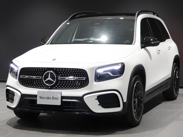 MERCEDES BENZ GLB