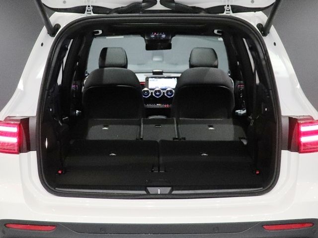 MERCEDES BENZ GLB
