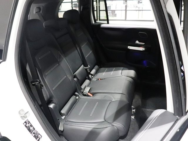 MERCEDES BENZ GLB