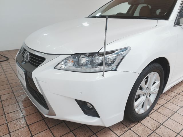 LEXUS CT200h