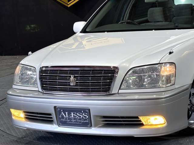 CROWN sedan