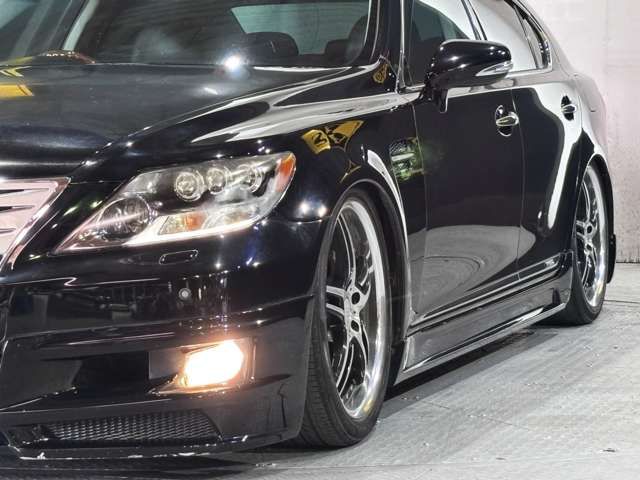 LEXUS LS460