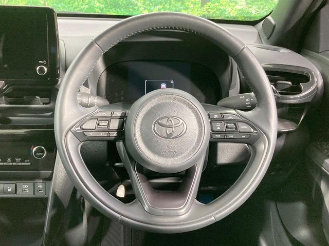 YARIS CROSS HYBRID