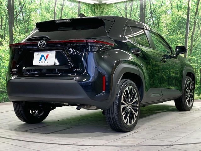 YARIS CROSS HYBRID