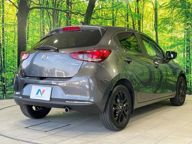 MAZDA2