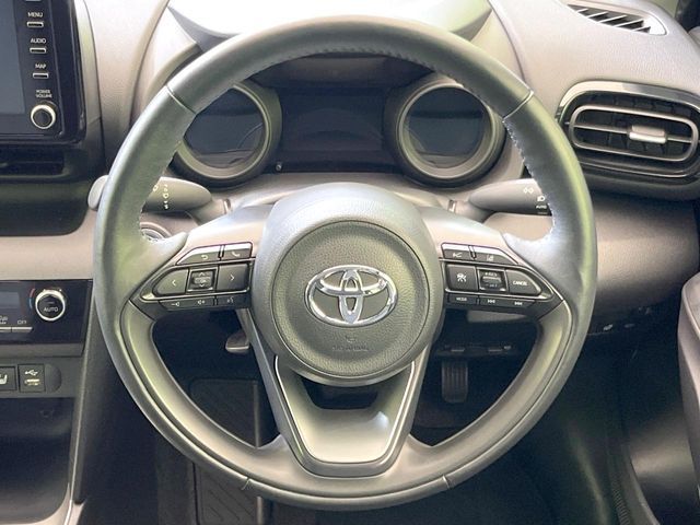YARIS CROSS HYBRID