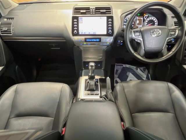 LANDCRUISER PRADO