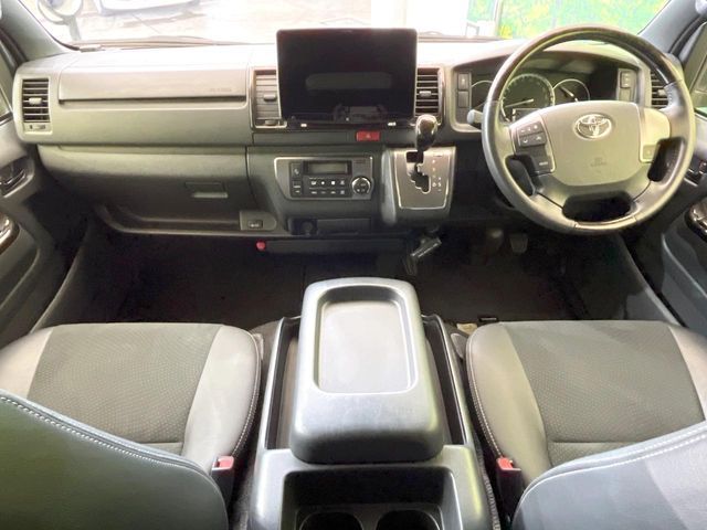 REGIUSACE van 2WD