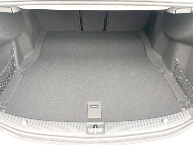 MERCEDES BENZ C class sedan
