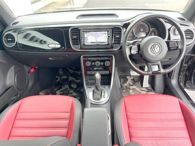 VOLKSWAGEN The BEETLE