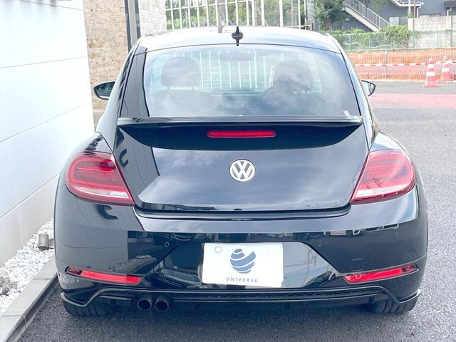 VOLKSWAGEN The BEETLE