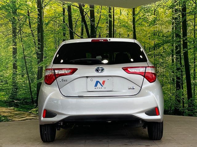 VITZ HYBRID
