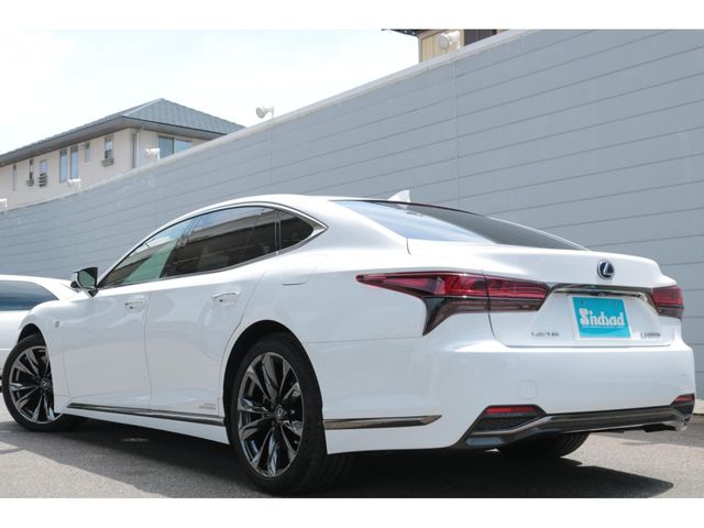 LEXUS LS500h