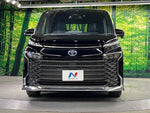 VOXY HYBRID