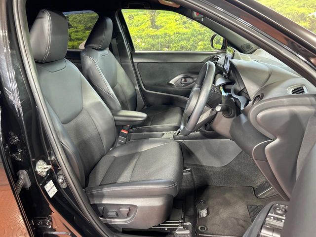 YARIS CROSS HYBRID