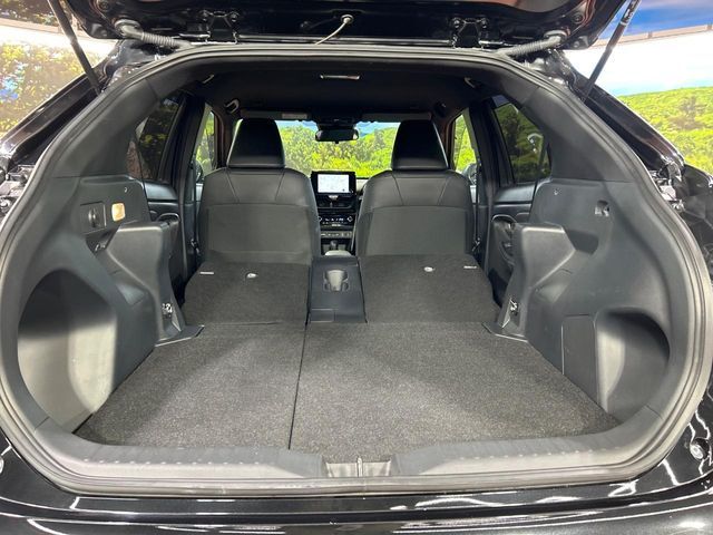 YARIS CROSS HYBRID