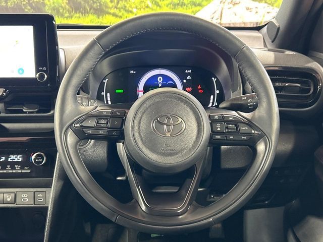 YARIS CROSS HYBRID