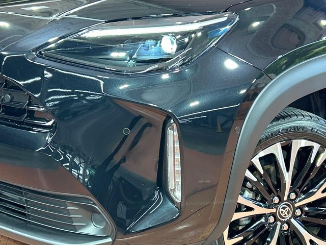 YARIS CROSS HYBRID