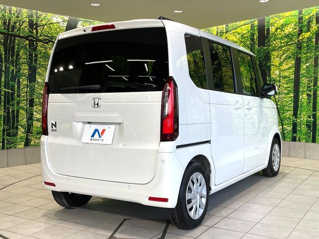 N BOX