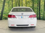 CROWN sedan hybrid