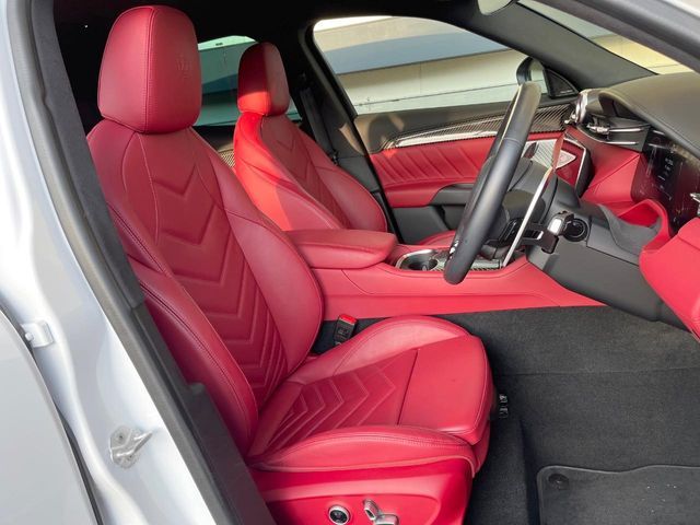 MASERATI Grecale