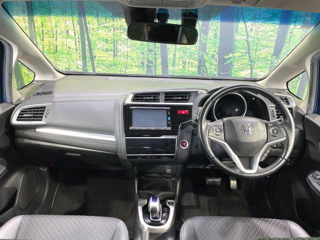 FIT HYBRID