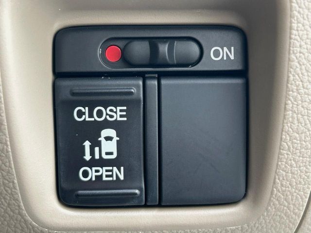 N BOX