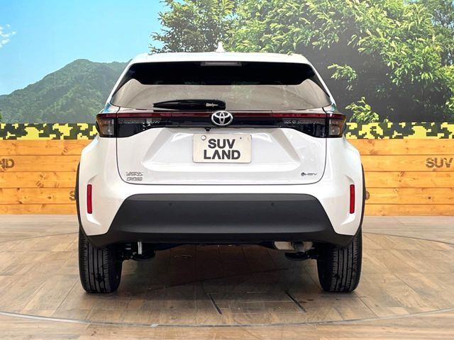 YARIS CROSS HYBRID