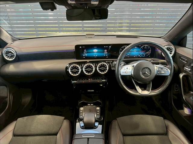 MERCEDES BENZ CLA Shooting Brake