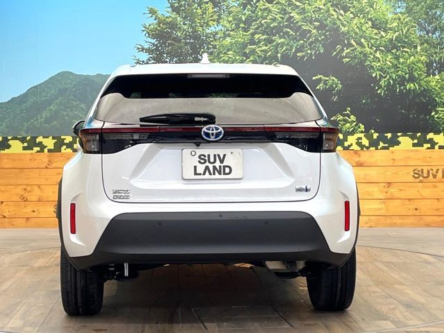 YARIS CROSS HYBRID