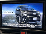 VOXY HYBRID