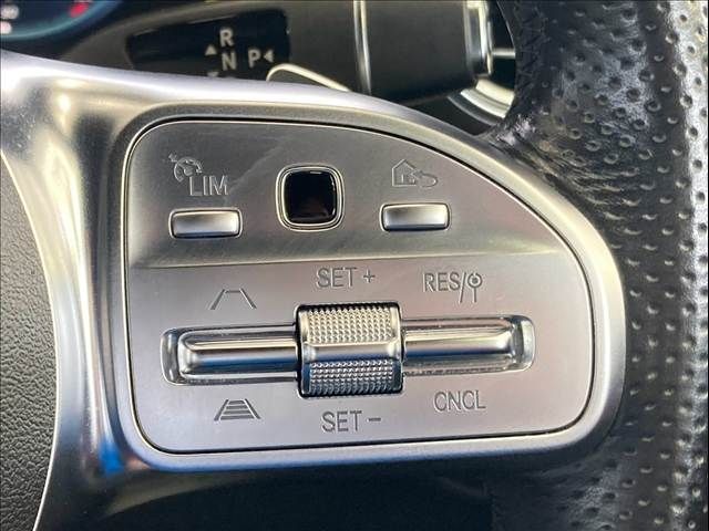 MERCEDES BENZ C class sedan