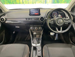 MAZDA2
