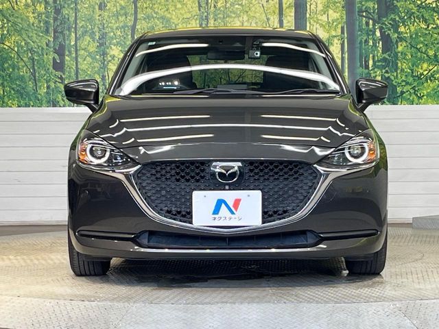 MAZDA2