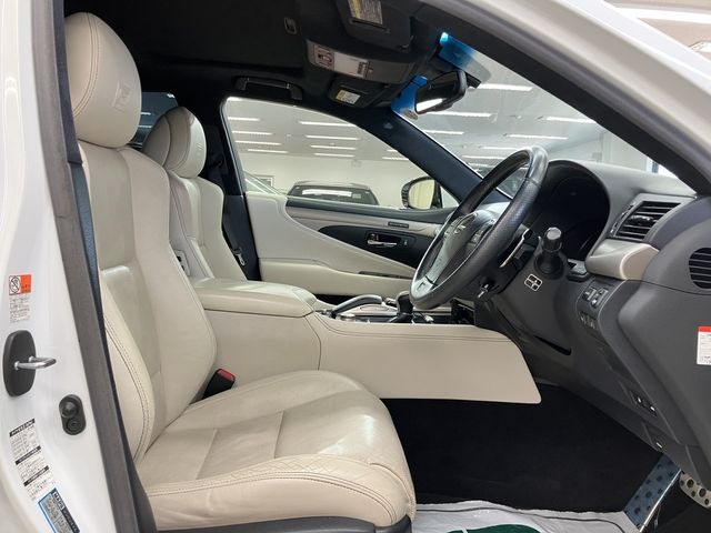 LEXUS LS460