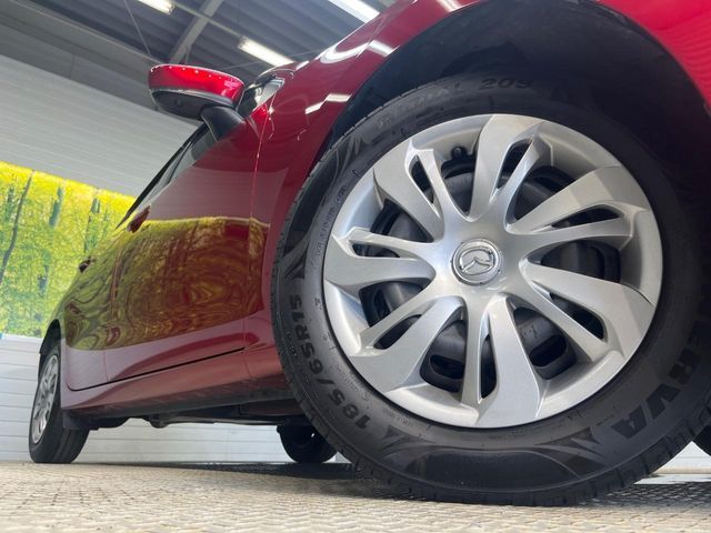 MAZDA2