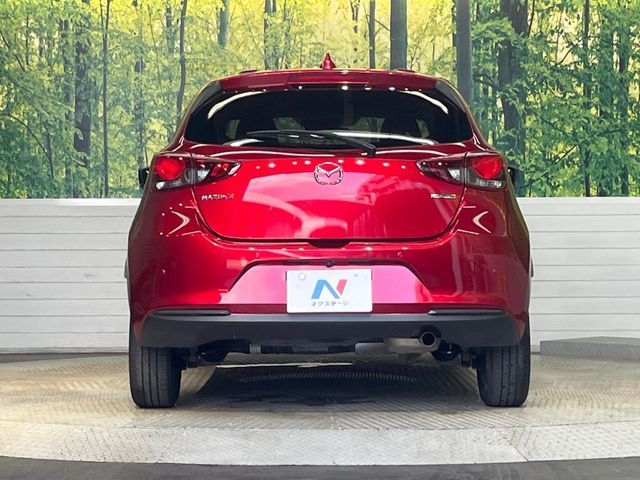 MAZDA2