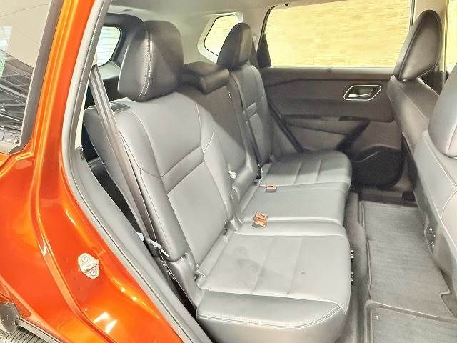 X-TRAIL HYBRID 4WD