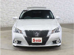 CROWN sedan