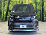 VOXY HYBRID