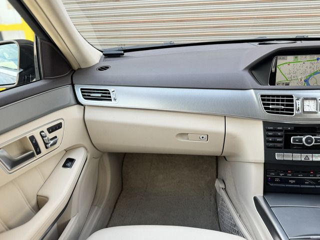 MERCEDES BENZ E class stationwagon